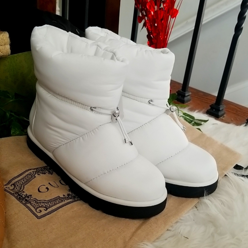 Stuart Weitzman White Puffer Winter Boots